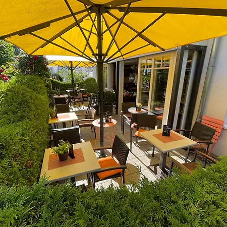 Sanddorn Mit Cafe Carlssons