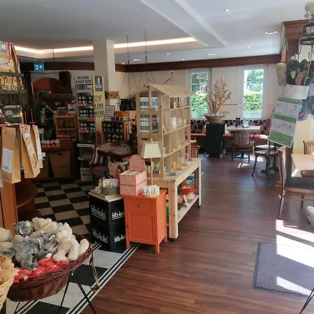 Sanddorn Mit Cafe Carlssons Pensjonat