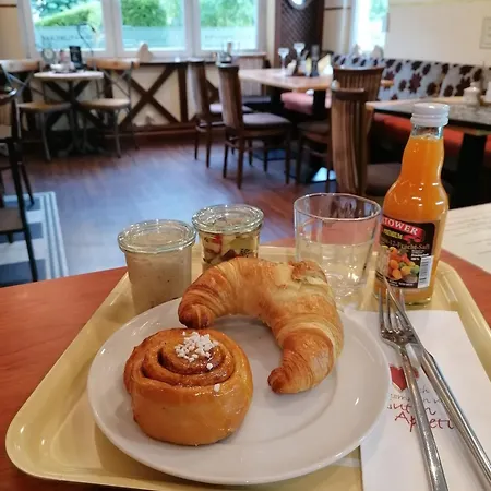 Sanddorn Mit Cafe Carlssons Binz