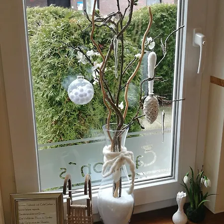 Pensjonat Sanddorn Mit Cafe Carlssons 4*