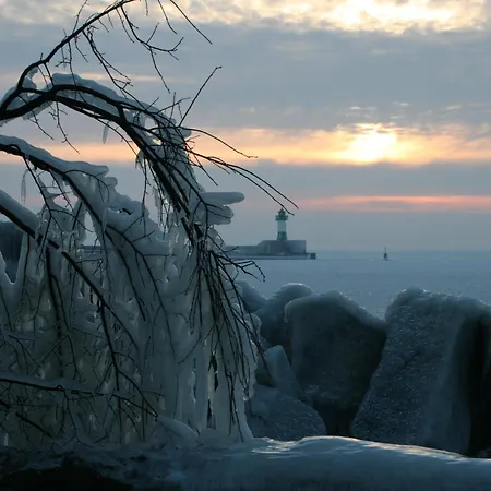 بيت ضيافة Sanddorn Mit Cafe Carlssons 4*