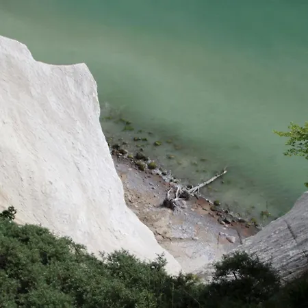 Pensjonat Sanddorn Mit Cafe Carlssons Binz