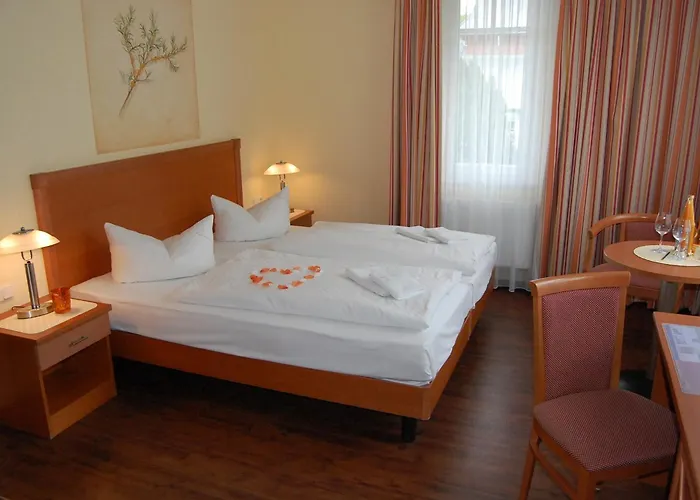 Sanddorn Mit Café Carlssons 4* Binz
