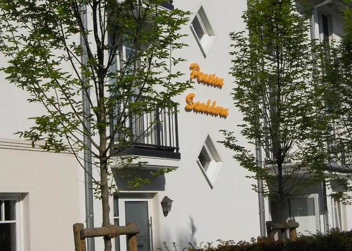 Pensión Sanddorn Mit Café Carlssons