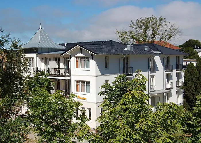 Pensión Sanddorn Mit Café Carlssons 4*